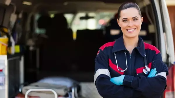 Essential Guide to EMT-B Training: Programs, Job Opportunities, and Salaries