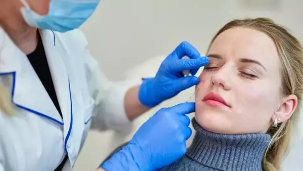 Beauty nurses: lighting up the bright road of beauty career