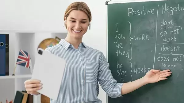 Shaping Minds, Connecting Worlds: Your Guide to Becoming an English Teacher