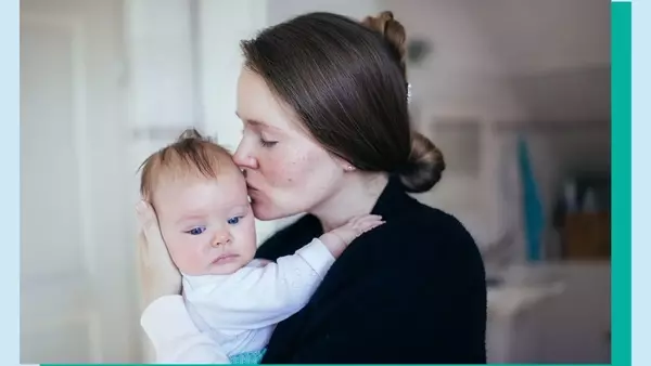 Navigating the Similarities and Differences Between Postpartum and Perimenopausal Symptoms