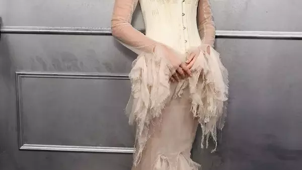 The Corset's Comeback: Versatile Styling for Modern Fashion