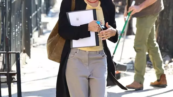 Celebrity-Inspired Transitional Outerwear: Your Spring Style Guide