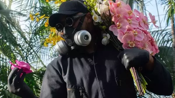 Mr. Flower Fantastic Transforms New York Botanical Garden with 'Concrete Jungle' Exhibit