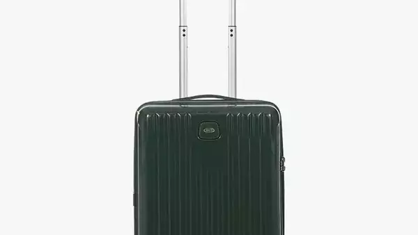 Mastering the Art of Travel Packing with Joyce Lee, Creative Director of Parker Thatch
