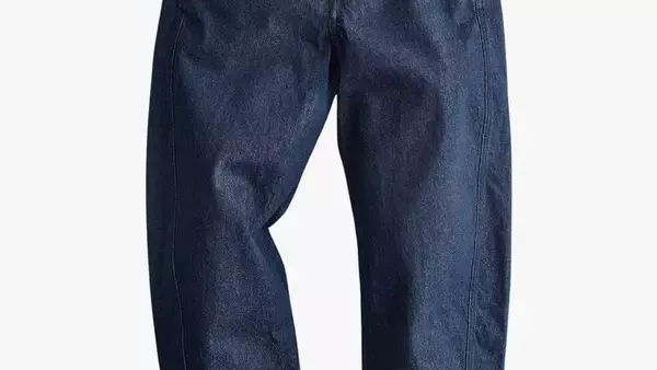 The Dominance of Barrel Jeans: A Fashion Evolution