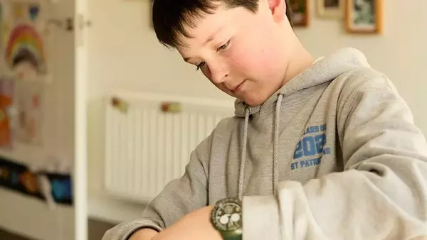 Irish Village Embarks on Digital Detox for Children