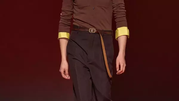 The Half-Tucked Collar: A Fresh Take on Fall 2026 Fashion
