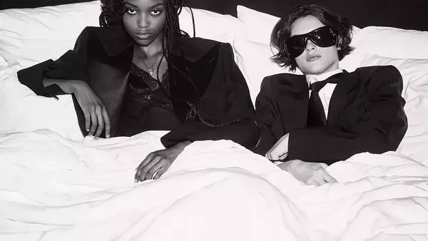 Evening Wear: A Fusion of Modernity and Classic Elegance