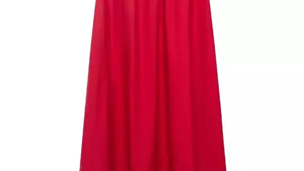 The Essential Poplin Skirt: A Timeless Fashion Staple