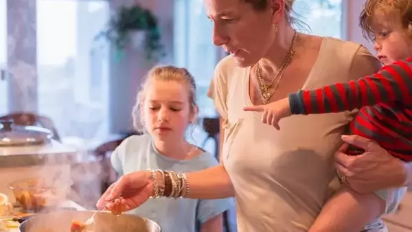 Moms Share Insights on Overcoming Mealtime Monotony