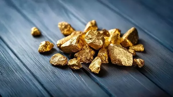 AngloGold Ashanti plc (AU) Shines Among Top Gold Mining Stocks as Central Banks Bolster Bullion Holdings