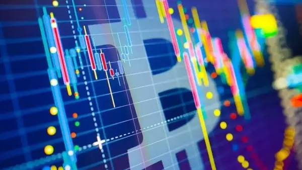 Cryptocurrency Markets Fluctuate as Geopolitical Tensions Rise: Bitcoin, Ethereum Stable While Others Decline Amid US Strikes in Iran