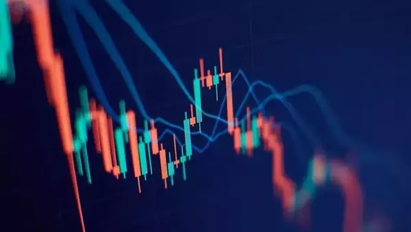 Futu Holdings Faces Regulatory Scrutiny in China, Stock Plunges