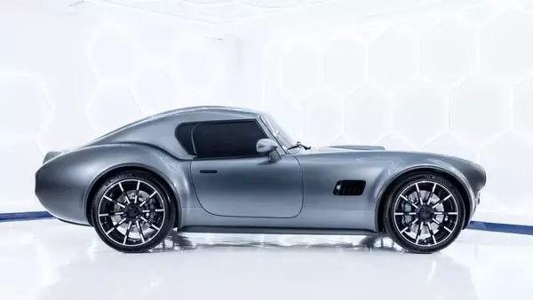 AC Cars Unveils the 720-hp Cobra GT Coupe, a British Icon Reborn