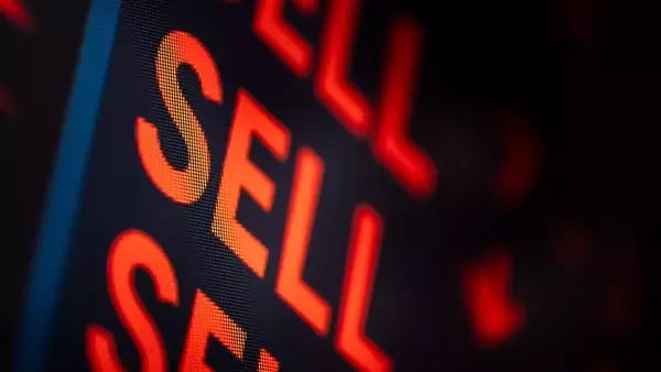 Dell's Market Surge Driven by AI Server Demand: A Call for Profit-Taking