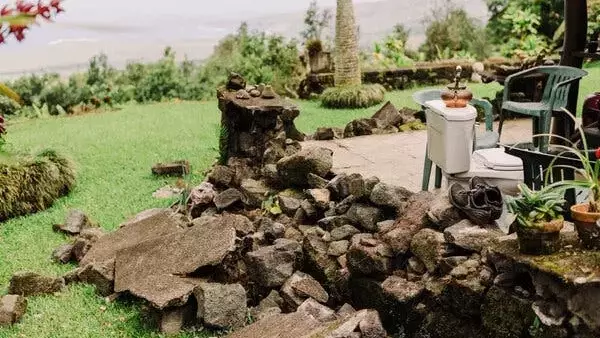 Earthquake Devastates Water Supply for Kona Coffee Farmers