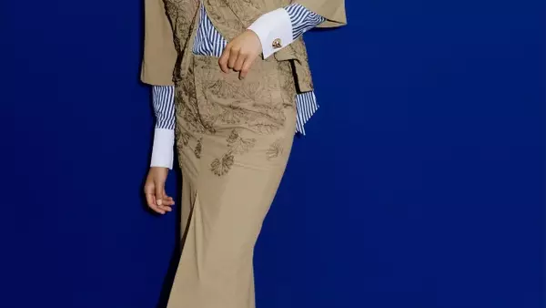 Veronica Beard Unveils Resort 2027 "Shape Shifter" Collection in Paris Debut