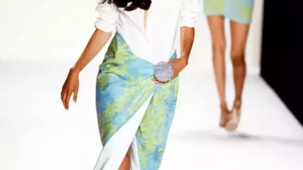 The Elevated Comeback: Heeled Flip-Flops Redefine Summer Chic