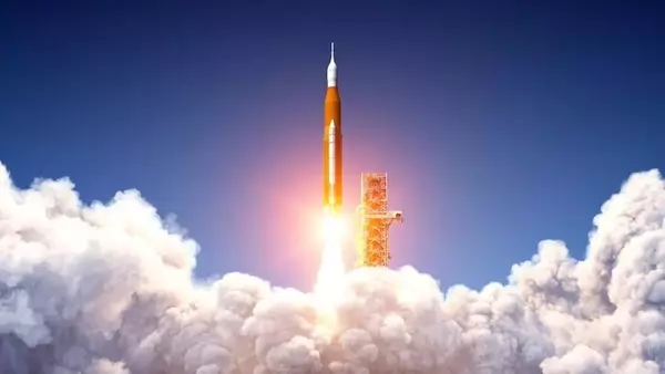 Considering Investment in SpaceX: A Comprehensive Analysis Before its Market Debut
