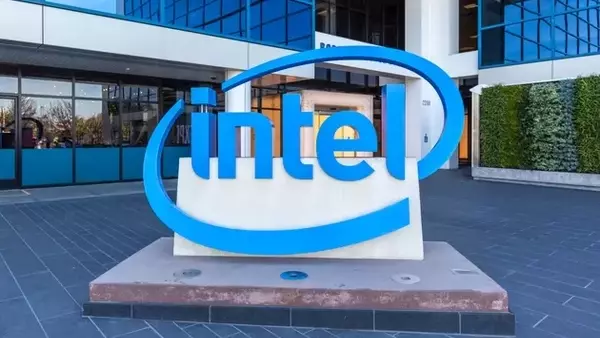 Intel's Growth Prospects Amidst AI Boom and Foundry Challenges