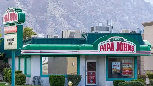 Papa John's Faces Uphill Battle Amidst Declining Sales and Customer Engagement