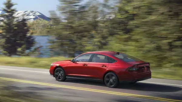 Choosing the Optimal Honda Accord Model