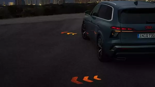 Audi Q7 to Feature Advanced Projecting Turn Signals and Enhanced Lighting