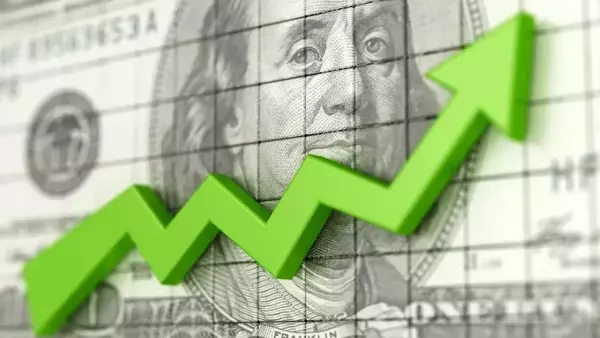 Walmart's Enduring Strength: A Blue-Chip Giant's Path to Investor Returns