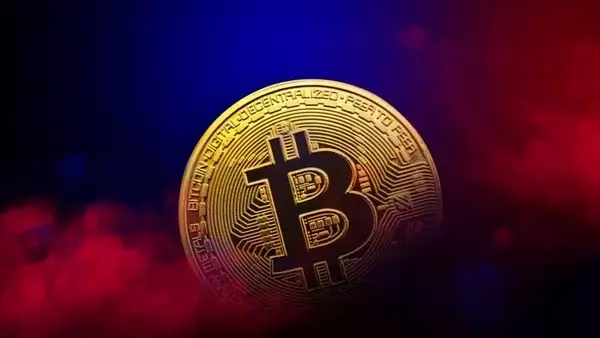 Bitcoin ETFs Face "Irrational" Decline Amidst Market Downturn