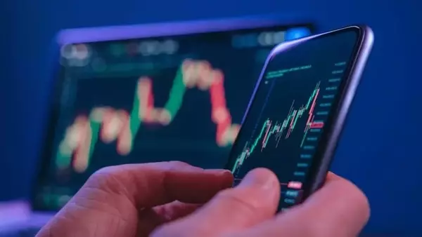 Core AI Holdings Stock Experiences Significant Decline After Direct Offering Announcement