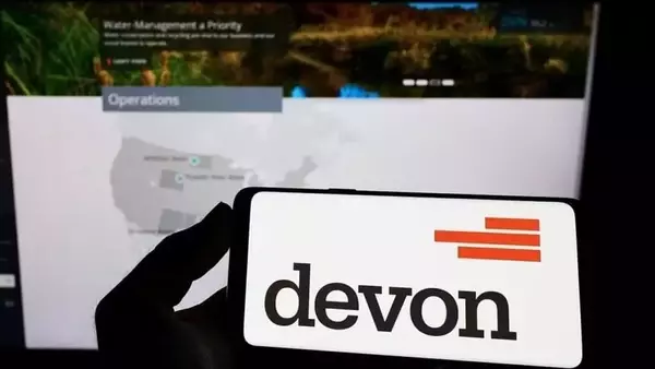 Devon Energy Stock Experiences Surge Following Enhanced 2026 Projections
