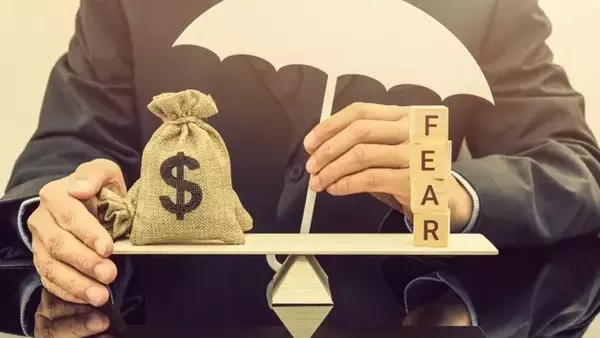 Navigating Volatility: Strategic Options Selling in Gold and Silver Markets