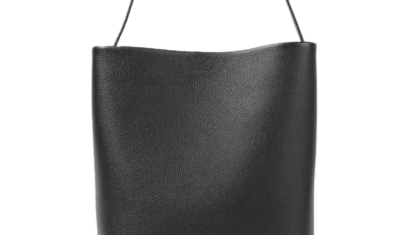 Elevate Your Style: A Curated Selection of Essential Luxury Tote Bags for Every Occasion