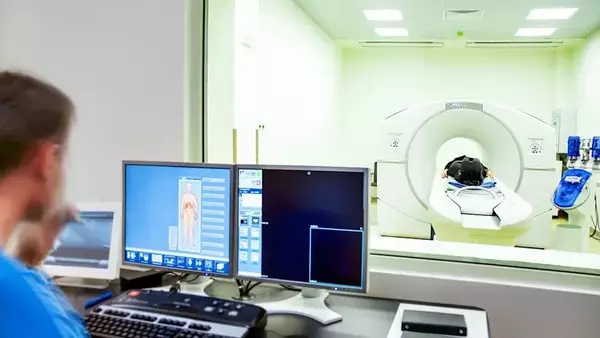 Truist Reaffirms Buy Rating for Boston Scientific Amidst Watchman Growth Concerns