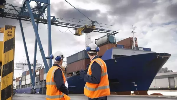 Understanding Time Charter Equivalent (TCE) in Shipping Efficiency