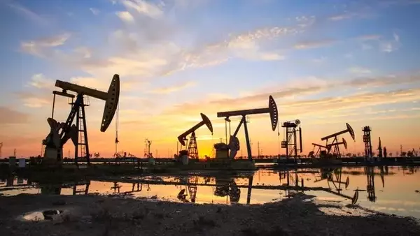 Devon Energy: Navigating Oil Market Dynamics and Strong Financial Performance