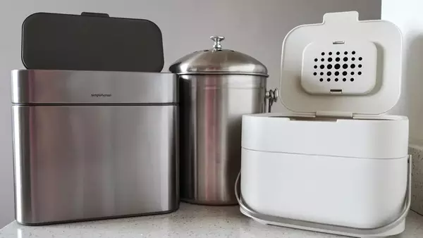 Choosing the Optimal Kitchen Compost Bin for Odor and Pest Control