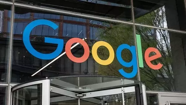 Alphabet's Cloud Triumph and AI-Driven Growth: A Discrepancy in Stock Performance