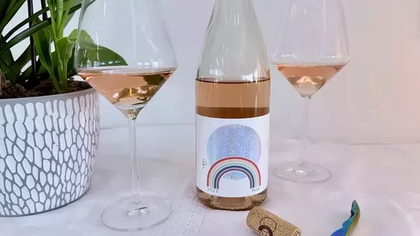 Hollywood's Top Sommeliers Reveal Their Favorite Rosé Wines for Summer 2026