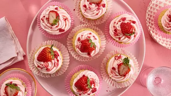 Delightful Strawberry Cupcakes with Rosy Buttercream
