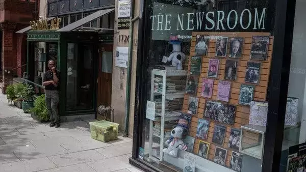 The Last Bastion: Washington's Enduring Newsstand