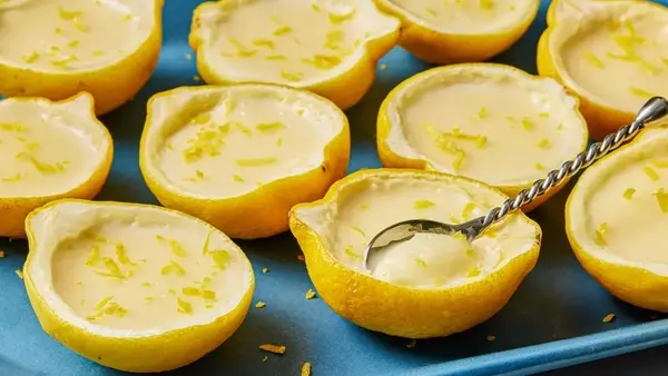 The Art of Crafting Lemon Posset: A Simple Yet Elegant Dessert