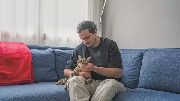 Valerio Braschi: Il Genio Culinario con un Cuore Felino d'Oro